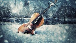 violin-and-snow